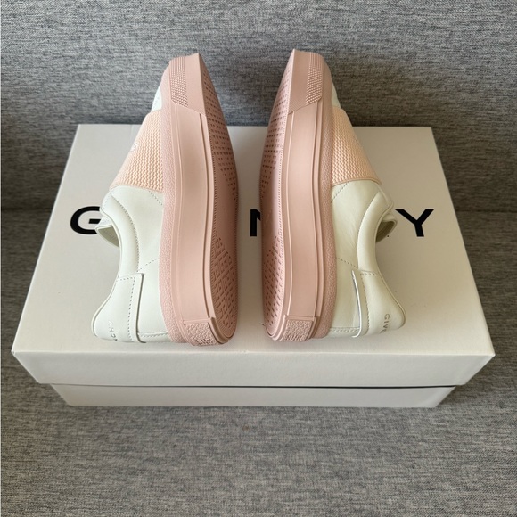 Givenchy City Sneakers in size 37.5–7 US. NIB.! - Picture 6 of 9